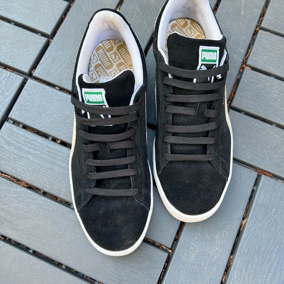 Classic men’s black & cream Puma Suedes size 12US - Picture 6 of 9
